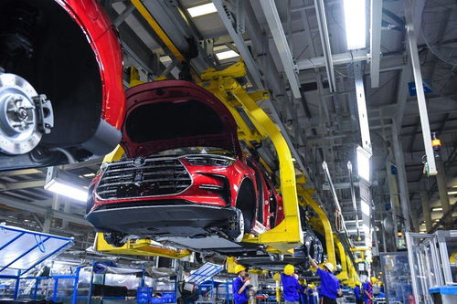 王傳福“開噴”自動駕駛 技術審慎的吶喊還是市場博弈的煙霧彈？