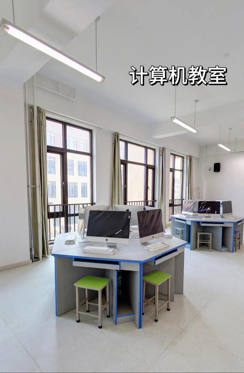 曹妃甸職業技術學院 硬件軟件雙優，打造唐山軟件開發人才的搖籃